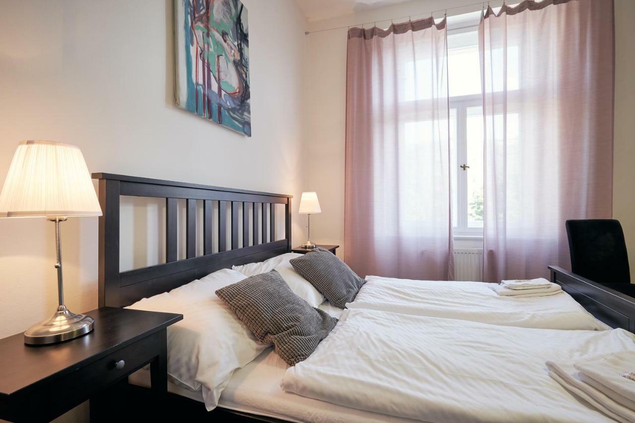 Hostel Mikolase Alse Πράγα Εξωτερικό φωτογραφία