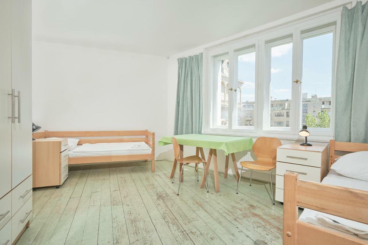 Hostel Mikolase Alse Πράγα Εξωτερικό φωτογραφία